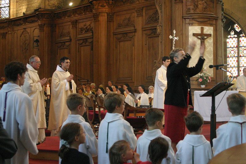 Chant du Jubilate Deo pour entraÃ®ner lâ€™assemblÃ©e dans la joie du Centenaire