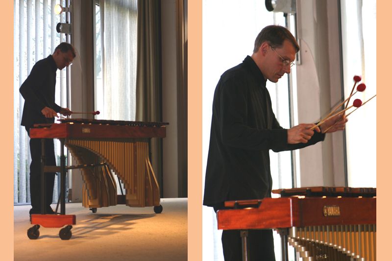 Didier FerriÃ¨re au marimba interprÃ¨te des musiques de Bach
