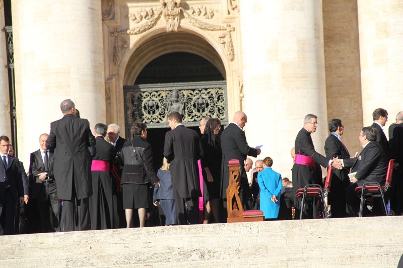 Ainsi que les reprÃ©sentants des autoritÃ©s civiles et autres personnalitÃ©s