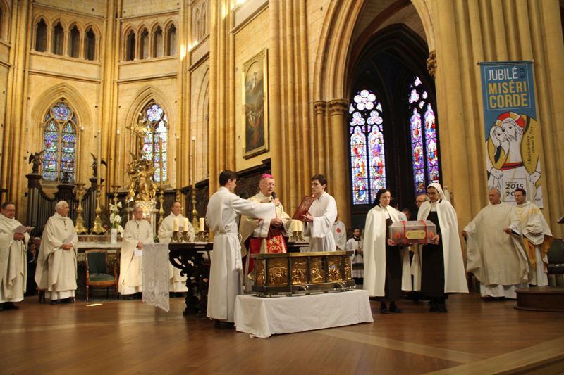 Â« Je cours droit au but : au prix de la vocation Ã  laquelle Dieu mâ€™a appelÃ© dans le Christ JÃ©sus Â»
