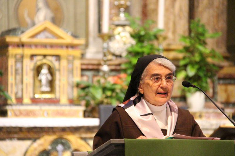 TÃ©moignage de sÅ“ur Marie-Michelle : Â« Elisabeth est devenue pour moi une amie. Jeune Ã©tudiante, jâ€™ai Ã©tÃ© sÃ©duite par sa soif dâ€™infini et son goÃ»t de vivre Â»